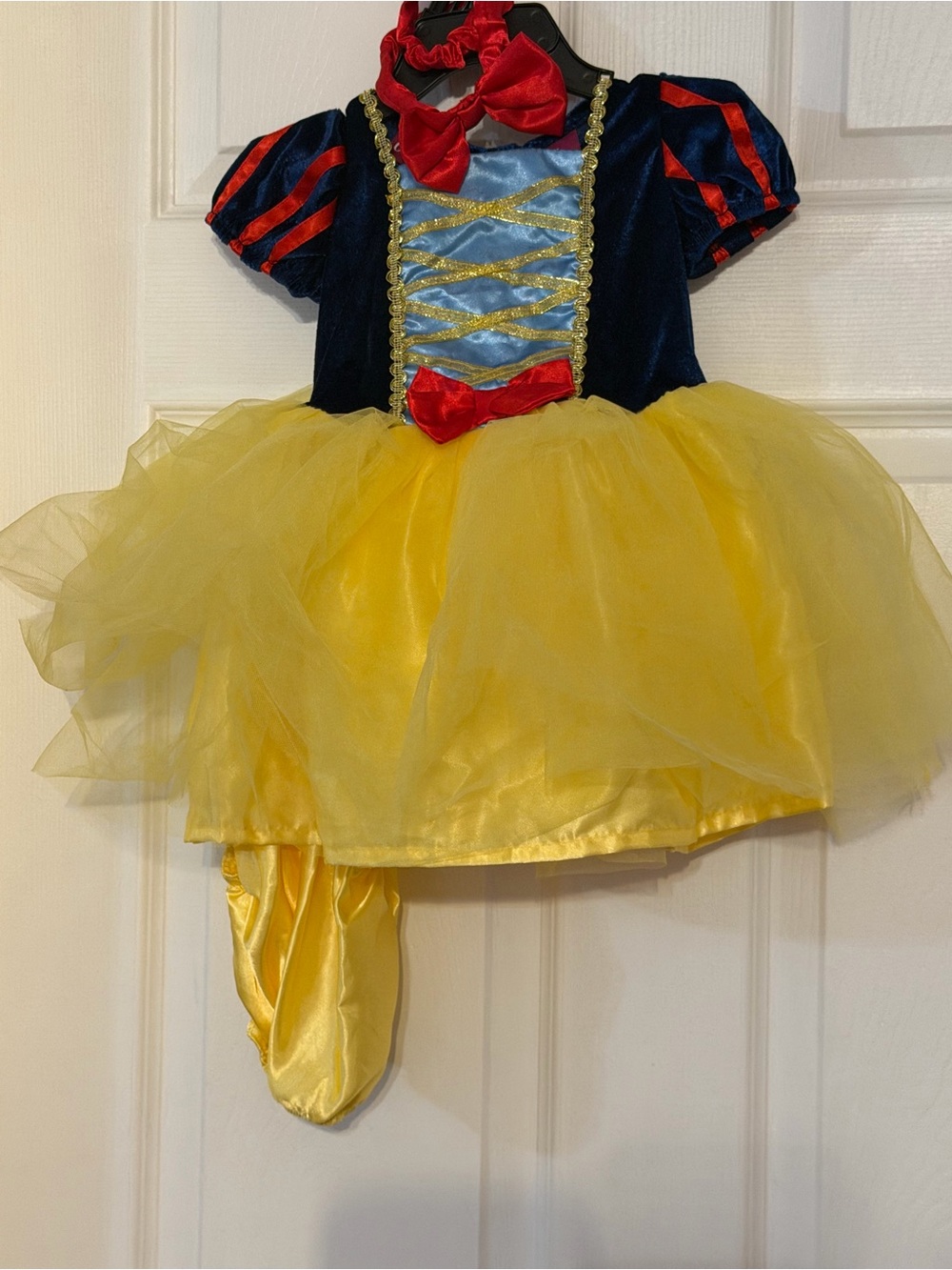 Snow White Children's Princess Costume size 12-18 months